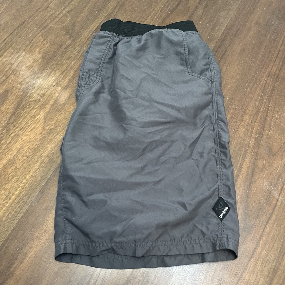 Prana Shorts Mens XL Gray Breathe Recycled Polyester Elastic Waist Athletic